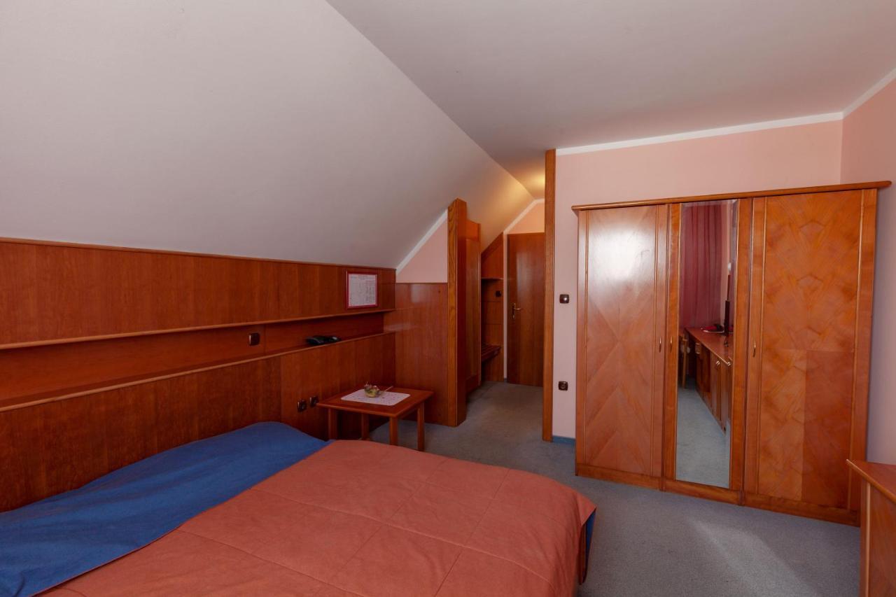 Gostisce Prosnik Hotel Ormoz Ngoại thất bức ảnh