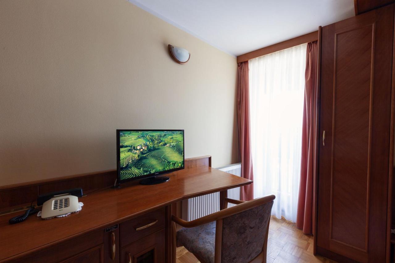 Gostisce Prosnik Hotel Ormoz Ngoại thất bức ảnh